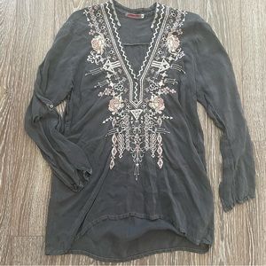 Johnny Was Embroidered Shirt *** read description